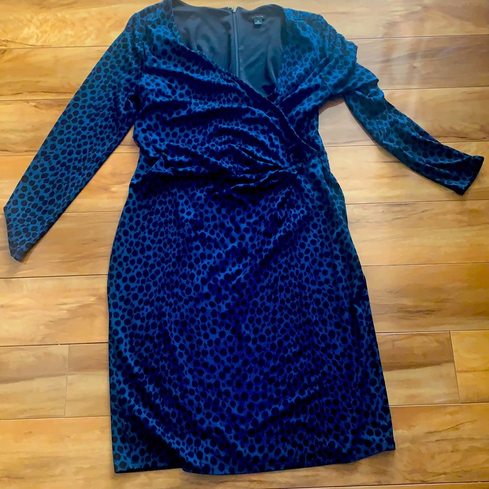 Fitted wrap dresss